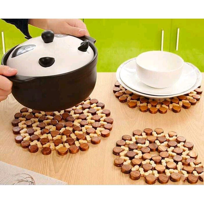 Round Bamboo Table Decoration with Cushion